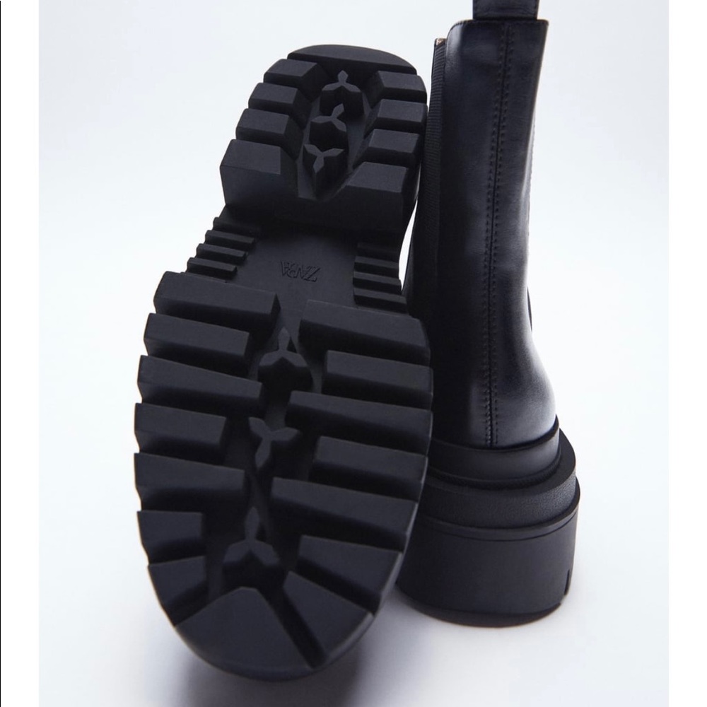 Boots - Picture 3 of 5